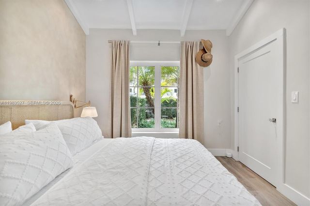 1024 Lenox Ave 1, Miami Beach, FL 33139