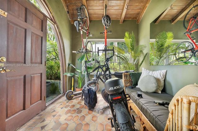 1024 Lenox Ave 1, Miami Beach, FL 33139