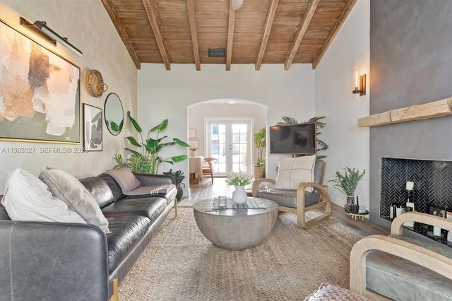 1024 Lenox Ave 1, Miami Beach, FL 33139