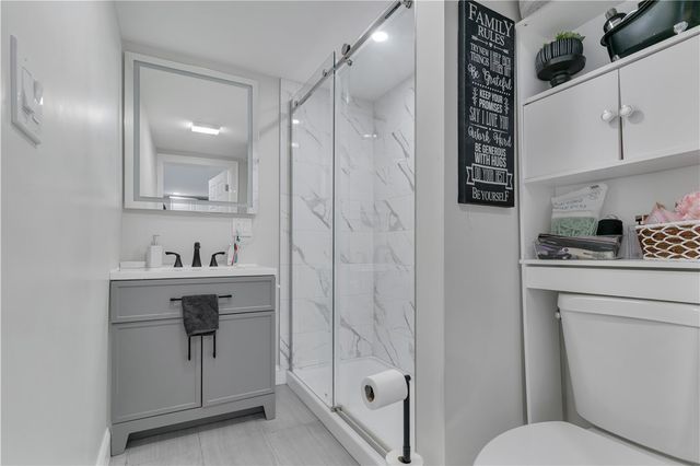 215 Kenyon Avenue, Pawtucket, RI 02861