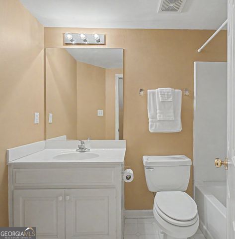 4020 Royal Pennon Court, Peachtree Corners, GA 30092