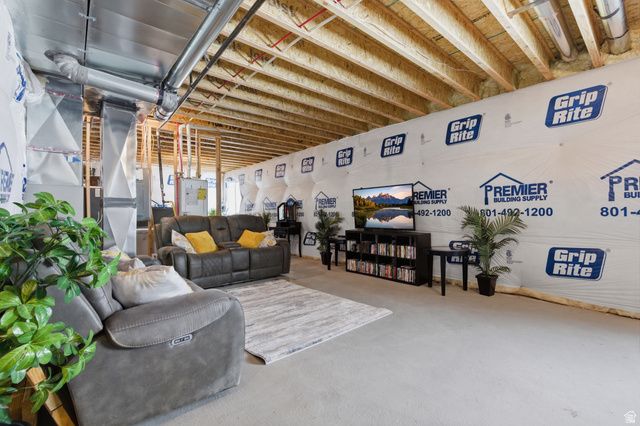 277 N HATCHET RANCH DR, Grantsville, UT 84029