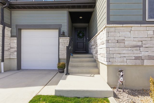 277 N HATCHET RANCH DR, Grantsville, UT 84029
