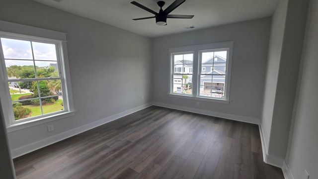 828 Crystal Water Way, Myrtle Beach, SC 29579