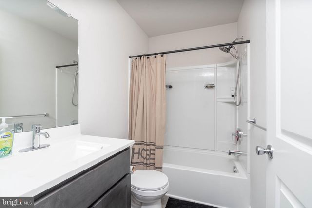 207 S 9TH ST, Millville, NJ 08332