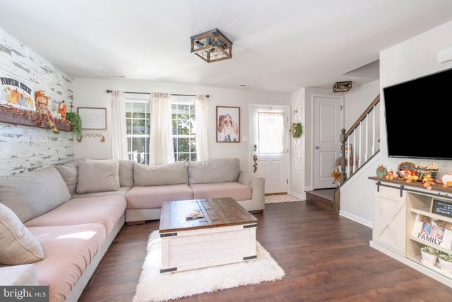 207 S 9TH ST, Millville, NJ 08332