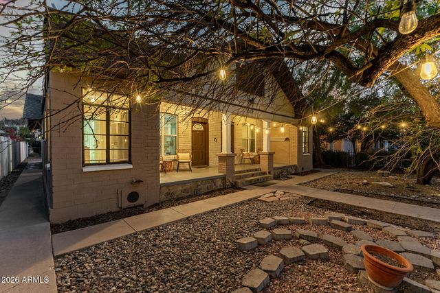 1317 W MONROE Street, Phoenix, AZ 85007