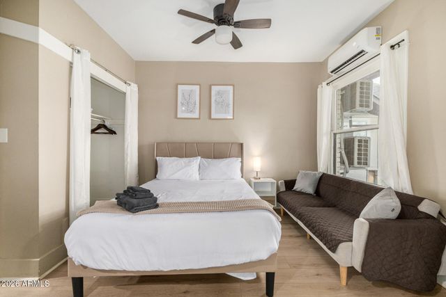 1317 W MONROE Street, Phoenix, AZ 85007