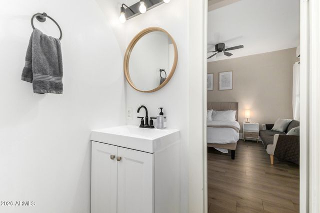 1317 W MONROE Street, Phoenix, AZ 85007