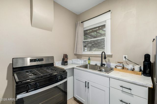 1317 W MONROE Street, Phoenix, AZ 85007