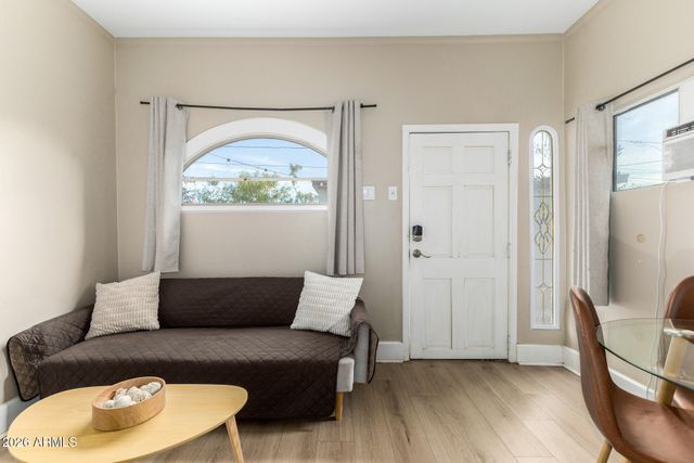 1317 W MONROE Street, Phoenix, AZ 85007