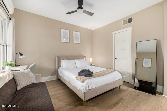 1317 W MONROE Street, Phoenix, AZ 85007