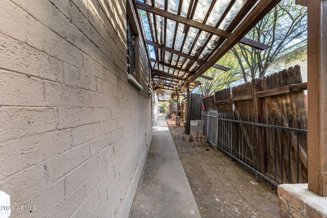 1317 W MONROE Street, Phoenix, AZ 85007