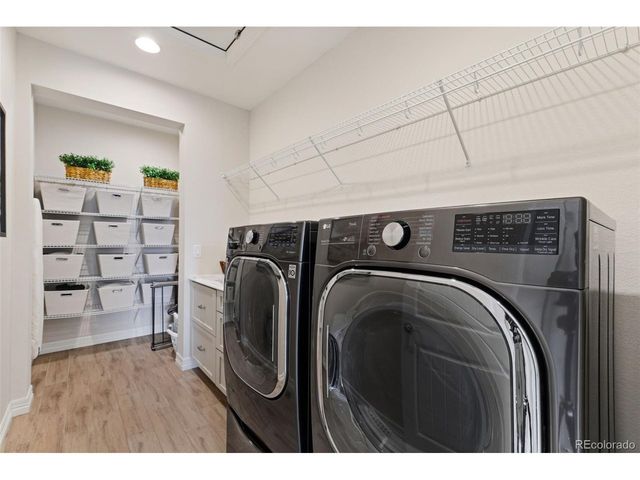 15992 Lookout Pt, Broomfield, CO 80023