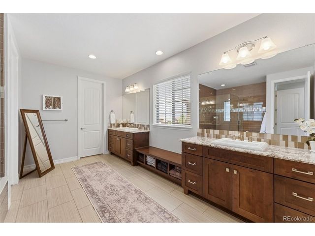 15992 Lookout Pt, Broomfield, CO 80023