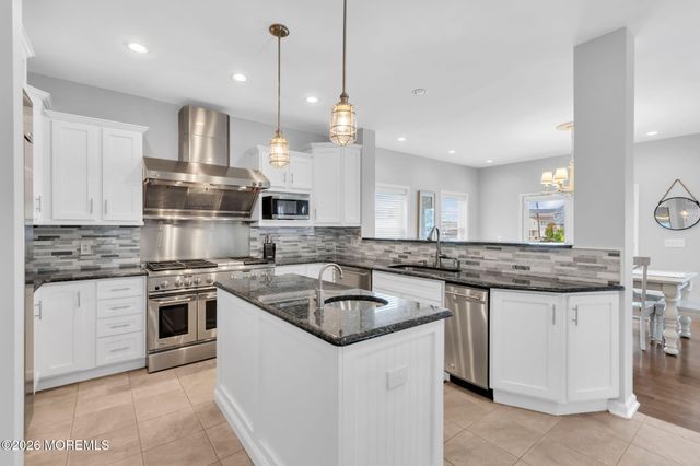 34 Bay Point Drive, Toms River, NJ 08753