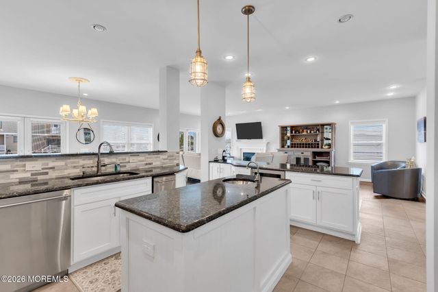 34 Bay Point Drive, Toms River, NJ 08753