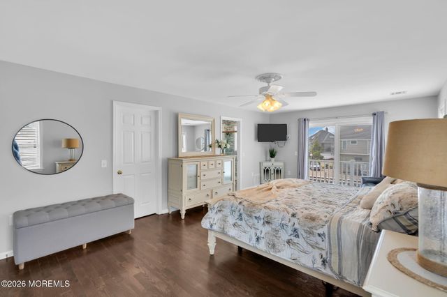 34 Bay Point Drive, Toms River, NJ 08753