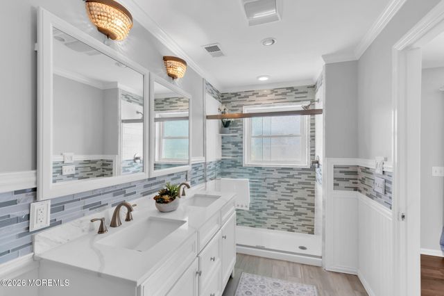 34 Bay Point Drive, Toms River, NJ 08753