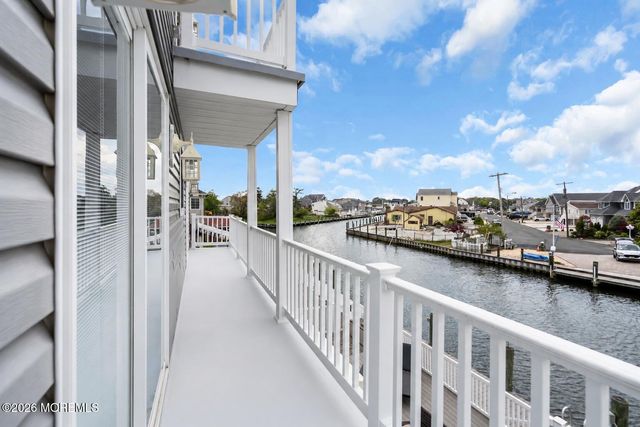 34 Bay Point Drive, Toms River, NJ 08753