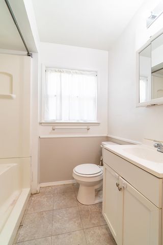 6708 S Calhoun Street, Fort Wayne, IN 46807