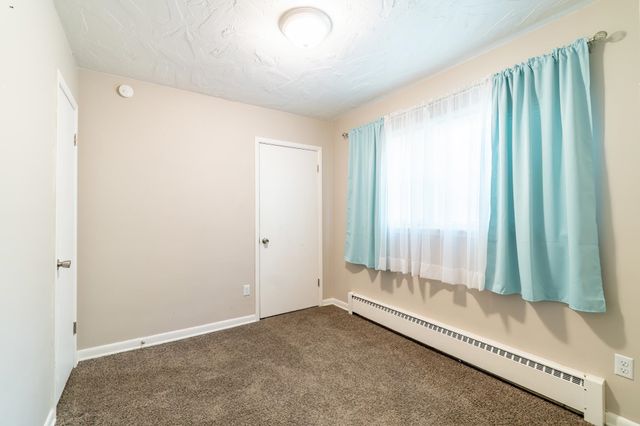 6708 S Calhoun Street, Fort Wayne, IN 46807