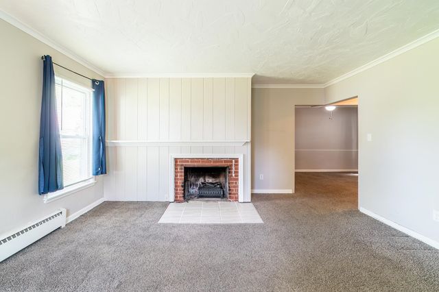 6708 S Calhoun Street, Fort Wayne, IN 46807