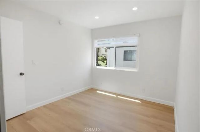 10566 Sunland Boulevard 7, Sunland, CA 91040