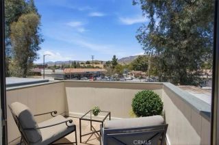 10566 Sunland Boulevard 7, Sunland, CA 91040