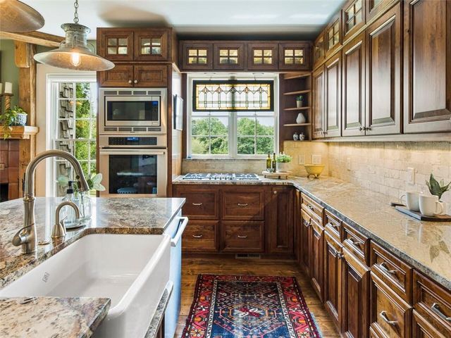 683 Duck Thurmond Road, Dawsonville, GA 30534