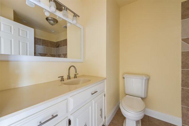 725 Meadowlark Circle, Crowley, TX 76036