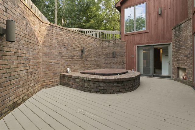 4282 Squire Heath Lane, Portage, MI 49024