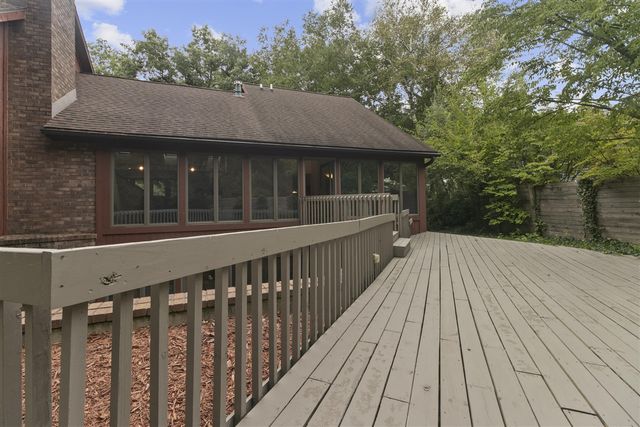 4282 Squire Heath Lane, Portage, MI 49024