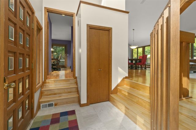 4282 Squire Heath Lane, Portage, MI 49024