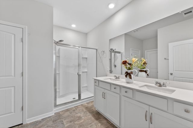 7129 Sunny Parks Dr, White House, TN 37188