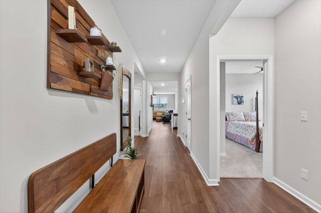 7129 Sunny Parks Dr, White House, TN 37188