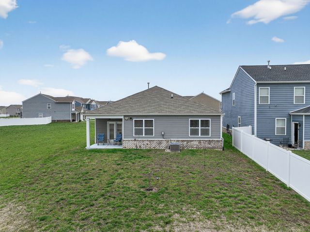 7129 Sunny Parks Dr, White House, TN 37188