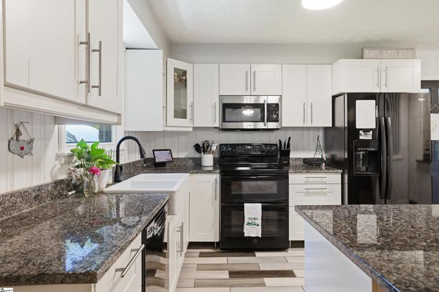2333 Country Club Road, Spartanburg, SC 29302