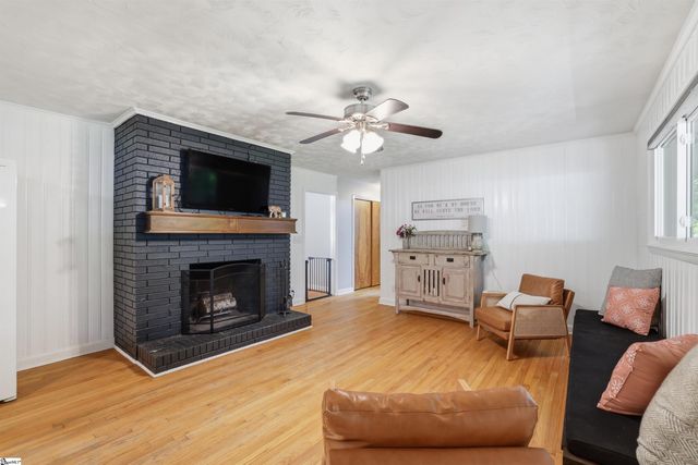 2333 Country Club Road, Spartanburg, SC 29302