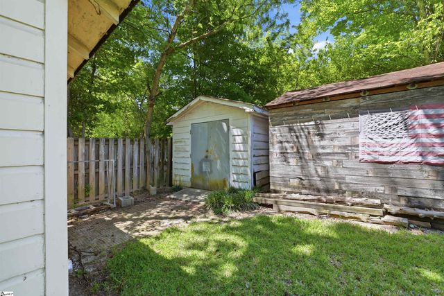 2333 Country Club Road, Spartanburg, SC 29302