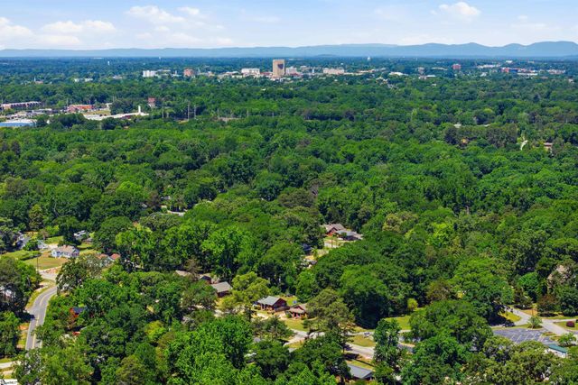 2333 Country Club Road, Spartanburg, SC 29302