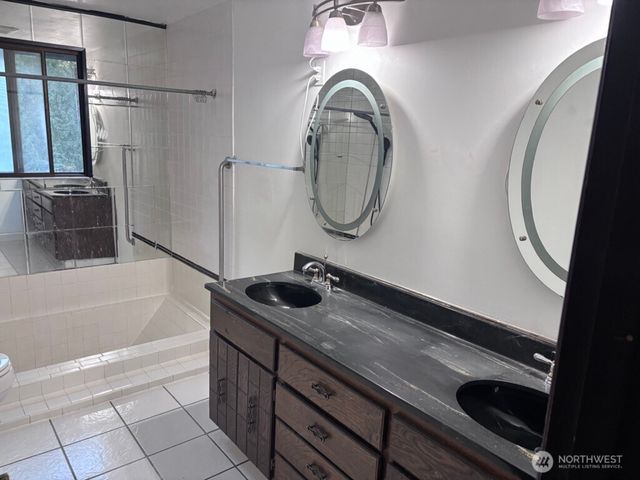 22921 49th Avenue SE, Bothell, WA 98021