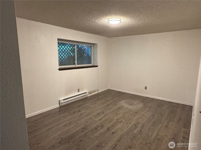22921 49th Avenue SE, Bothell, WA 98021