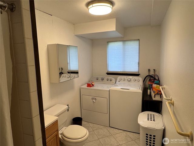 22921 49th Avenue SE, Bothell, WA 98021