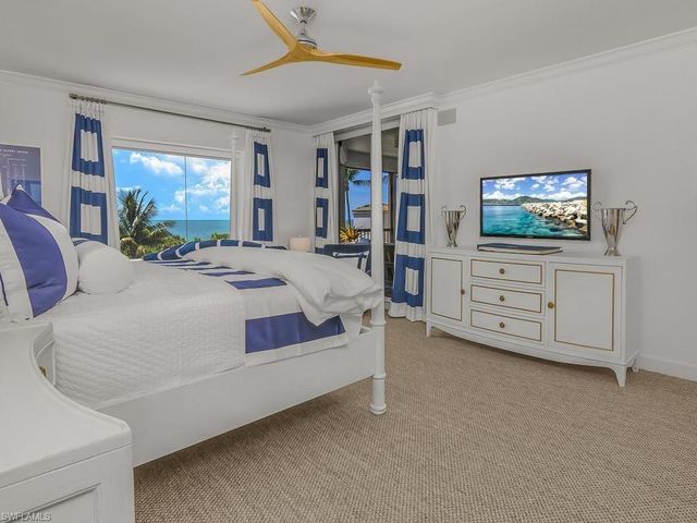 8473 Bay Colony DR 304, Naples, FL 34108
