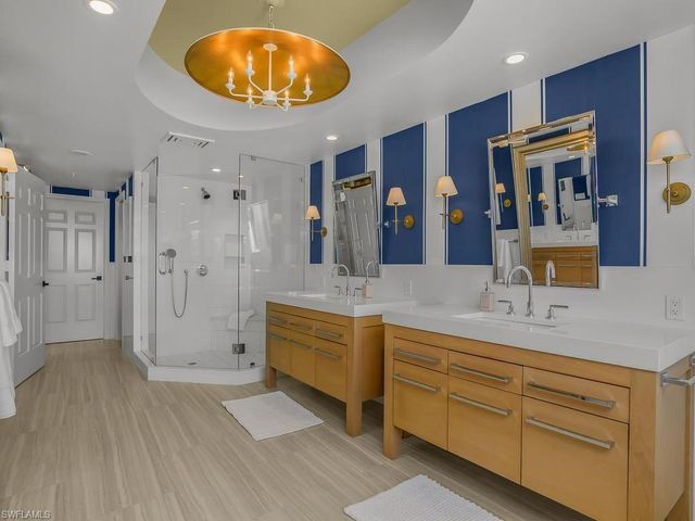 8473 Bay Colony DR 304, Naples, FL 34108