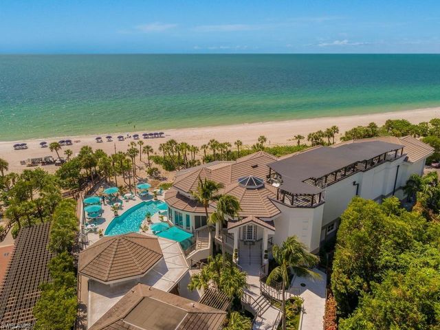 8473 Bay Colony DR 304, Naples, FL 34108
