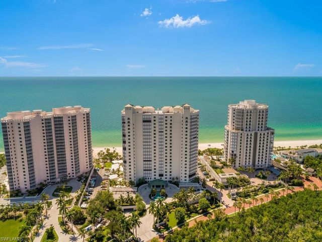 8473 Bay Colony DR 304, Naples, FL 34108