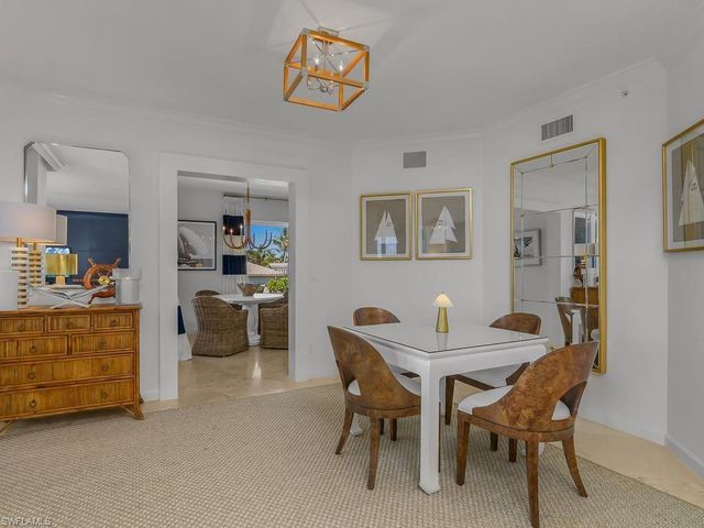 8473 Bay Colony DR 304, Naples, FL 34108