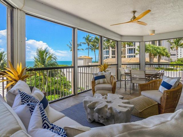 8473 Bay Colony DR 304, Naples, FL 34108